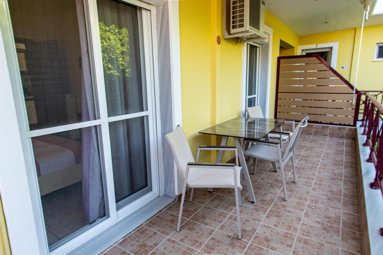 Aristea Studios Sarti Exterior foto